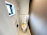 【Toilet】
各階にトイレがあるので、朝の慌ただしい時間帯に混む心配が減ります。わざわざトイレのために階段を昇り降りをせずに済みます。
