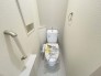 【Toilet】
各階にトイレがあるので、朝の慌ただしい時間帯に混む心配が減ります。わざわざトイレのために階段を昇り降りをせずに済みます。
