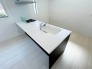 【施工例写真：Kitchen】
