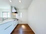 【施工例写真：Kitchen】
