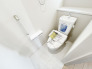 【Toilet】
各階にトイレがあるので、朝の慌ただしい時間帯に混む心配が減ります。わざわざトイレのために階段を昇り降りをせずに済みます。
