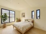 B号棟 【Room：6帖】
窓からの光が優しく満ちる、くつろぎのひととき。
本画像はCGで作成しており、実際に現地に家具は配置しておりません。また、価格に家具は含まれません。