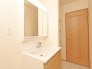 B号棟 【Wash Room】
