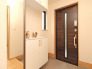 B号棟 【Entrance】
