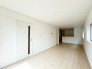 2号棟 【LDK：18.75帖】
 2026/05/26m