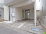 【Built-in Garage】
