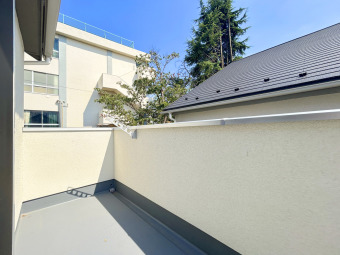 【建物プラン例】 参考プランはZEH水準となります。 建物面積:95.64㎡|建物参考価格:2400万円(外構費用、設計費用は込み) ※地盤改良が発生したら、最大30万円かかります。