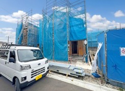 【外観:5月下旬撮影】
