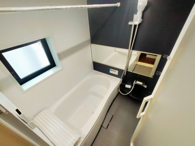 【施工例:Bath Room】 【施工例:Bath Room】