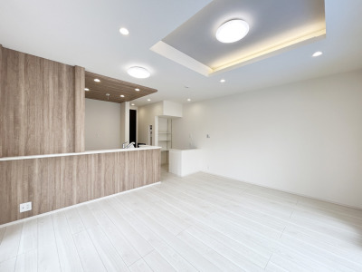 【施工例:LDK】 【施工例:LDK】