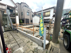 【外観:10月中旬撮影】