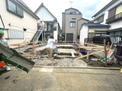 【外観:10月中旬撮影】