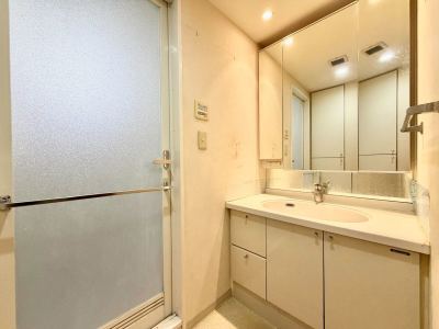 【Wash Room】 【Wash Room】