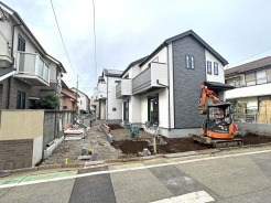 【外観:11月上旬撮影】