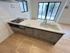 【キッチン:1号棟】