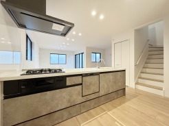 【キッチン:2号棟】