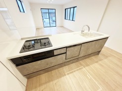 【キッチン:1号棟】