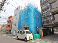 【外観】6月中旬撮影