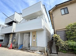 【外観:5月中旬撮影】