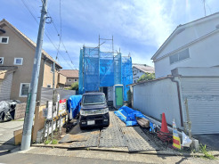 【外観】6月中旬撮影
