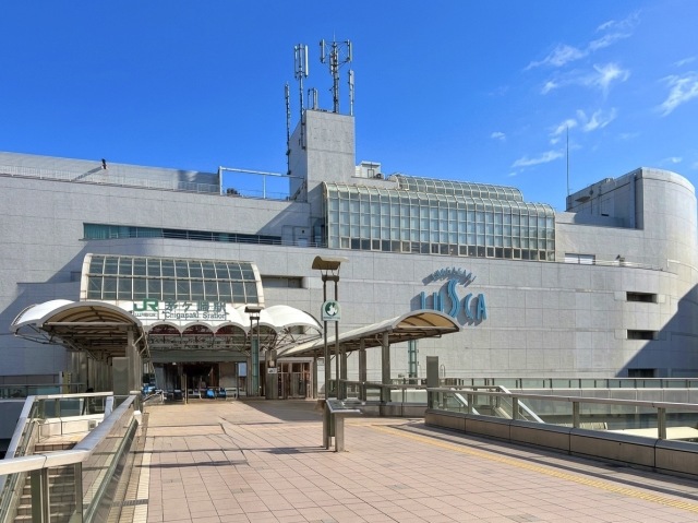 ~JR東海道線「茅ヶ崎」駅までバス13分ほどで利用可能な立地!バス停「海水浴場前」停歩1分!~
