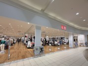 ユニクロ イオンモール日の出店