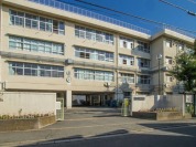 世田谷区立上祖師谷中学校