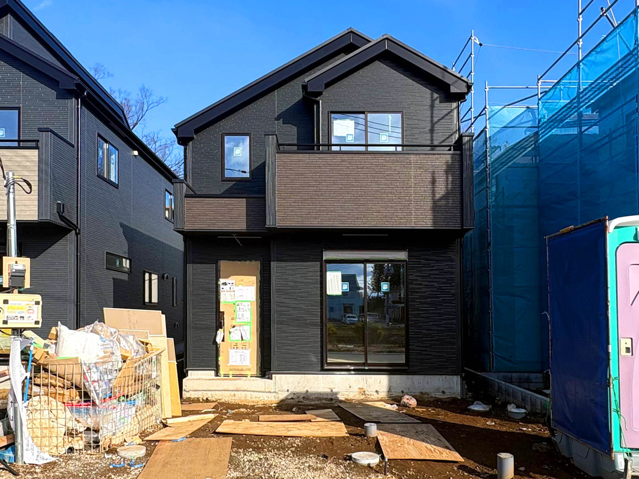 【外観：1月中旬撮影】
