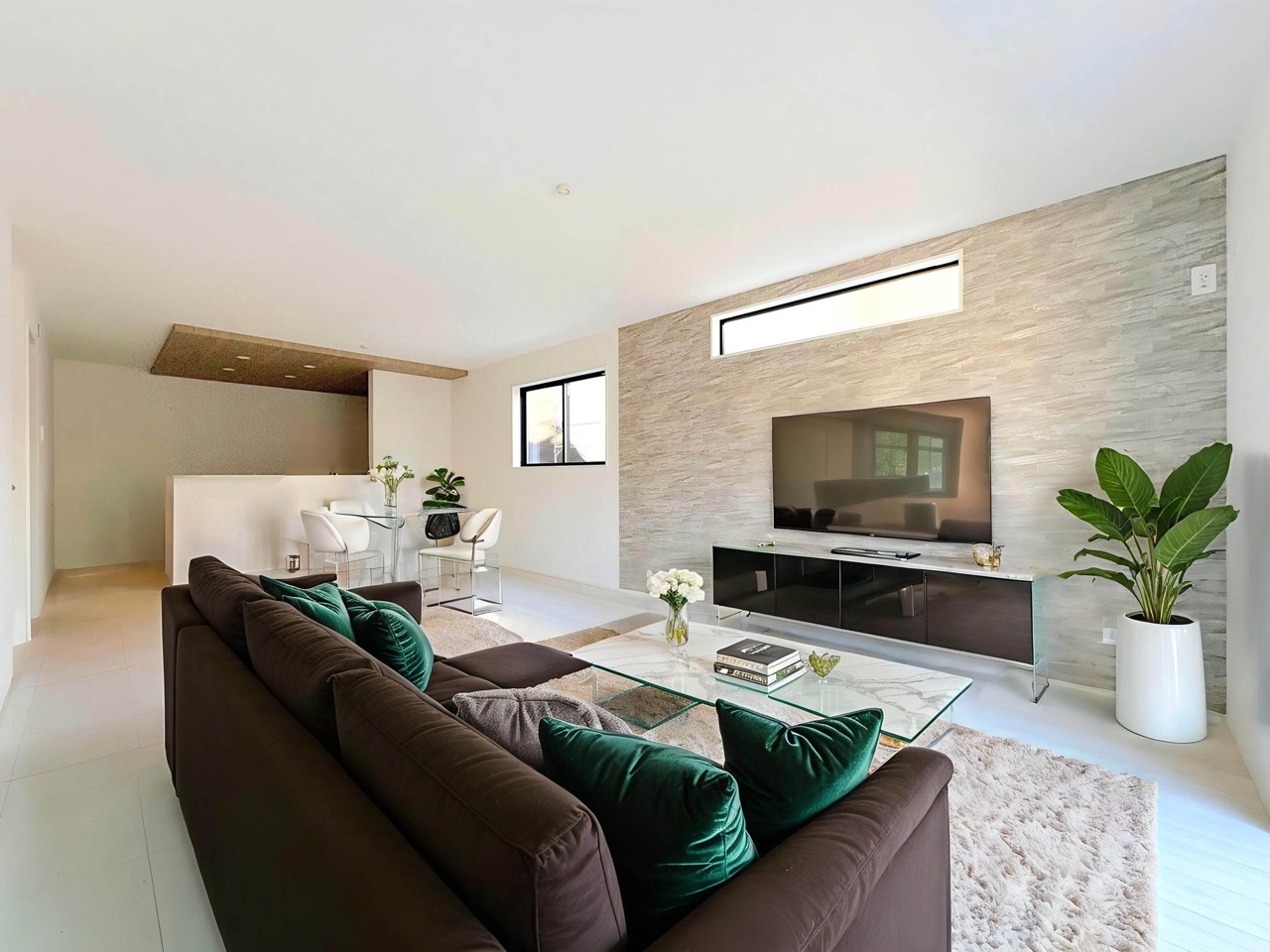 【LDK：20帖】
本画像はCGで作成しており、実際に現地に家具は配置しておりません。また、価格に家具は含まれません。
